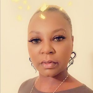 Meet your Posher, Brandee